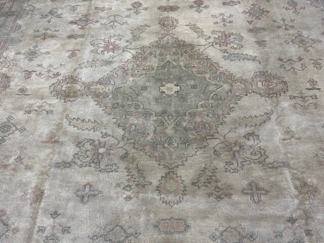 Antique Turkish Ushak rug-2475 gallery