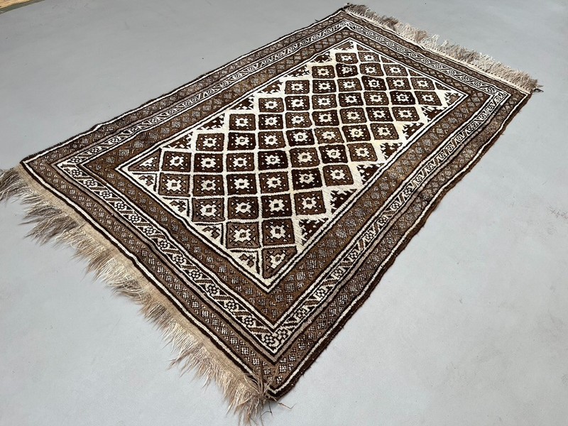 Vintage Luri Rug 245x138 cm medium, shabby chic Beige 2464 gallery