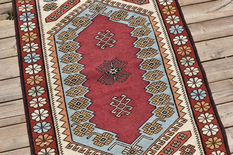 Turkish Kilim Rug 2' x 3' Handwoven East Anatolian Vintage Sumak Kilim 70x110cm gallery
