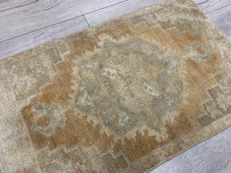 Faded rug, Muted rug, Turkish vintage rug, Small rug, Boho rug, 1.7 x 2.8 ft gallery