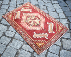 Antique Mudjur Rug 17” x 25” Anatolian Collectors Item Small Mudjur Wall Rug