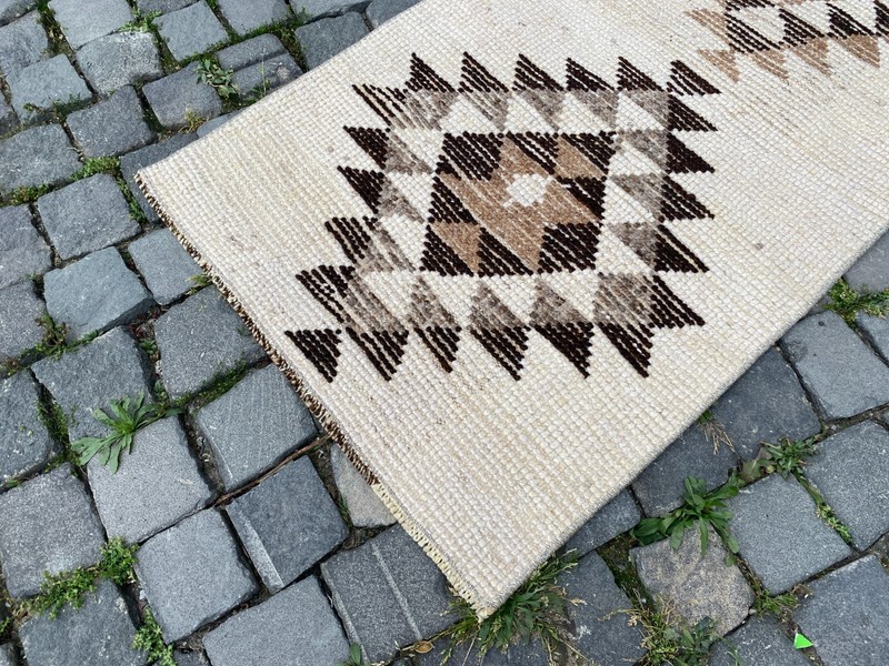 Bohemian rugs, Runner rug, Handmade, Turkish rug, Vintage, Wool | 2,1 x 9,0 ft gallery