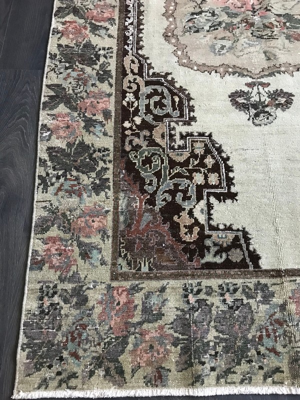 4.5x7.7 Vintage Turkish Oushak Wool Rug gallery