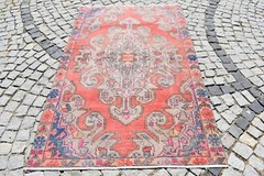 Turkish Muted Dye Rug 4’3 x 6’9 ft Vintage Kilim Anatolian Oushak Medallion Rug