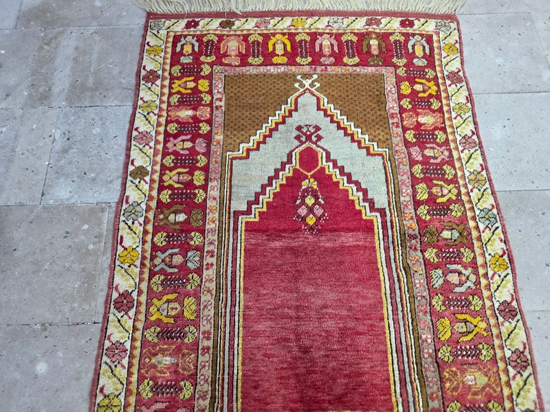 Kirsehir Anatolian Rug Old Handmade Turkish Wool Prayer Carpet gallery