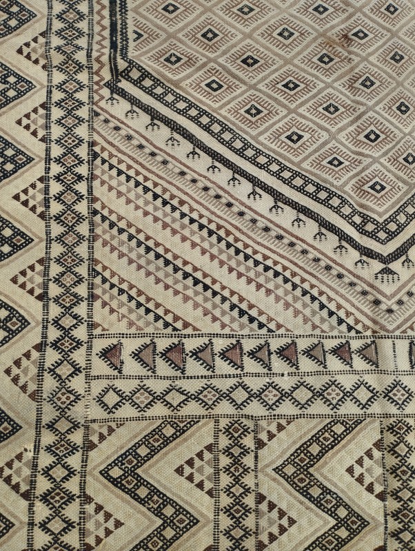 Vintage Moroccan Geometric Motif Multicolor Wool Kilim Rug Carpet 266x161 cm gallery