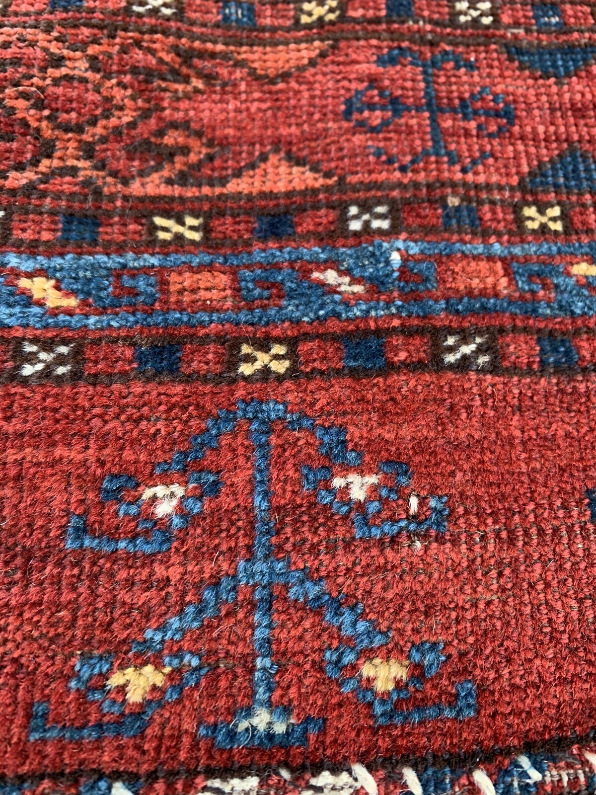 ANTIQUE TURKOMAN KIZIL AYAK CHUVAL BAG-FACE RUG 2' 11" X 4' 3" LATE 19TH C. gallery