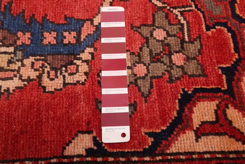Traditional Vintage Hand-Knotted Area Rug 4'11" x 8'2" Oriental Wool Carpet gallery