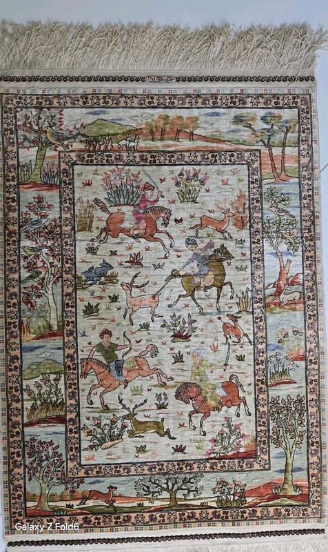 FASCINATING FINE 100% SILK GENUINE SIGNED TURKISH HEREKE RUG 12 X 12 , 900kpsi gallery