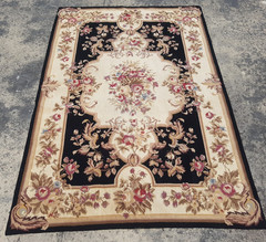 Vintage Handmade French Floral Medallion Needlepoint Wool Rug 177×117 cm