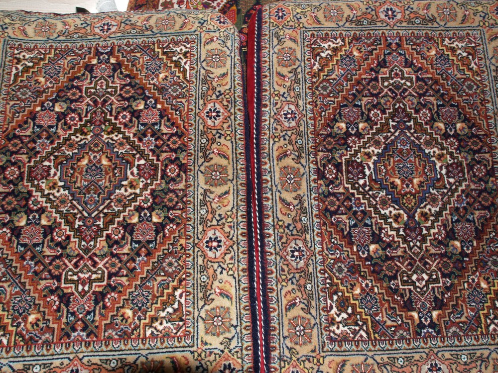 Pair of oriental hand made rug Cushin