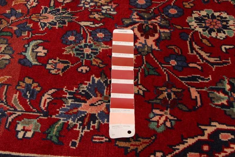 Vintage 6'7" x 10'2" Traditional Hand Knotted Vegetable Dye Wool Area Rug gallery