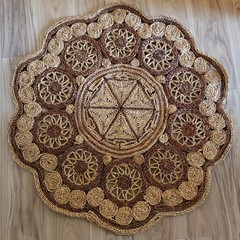 Vintage Woven Rattan Raffia Rug Round 36″ Flower BOHO Wall Hanging