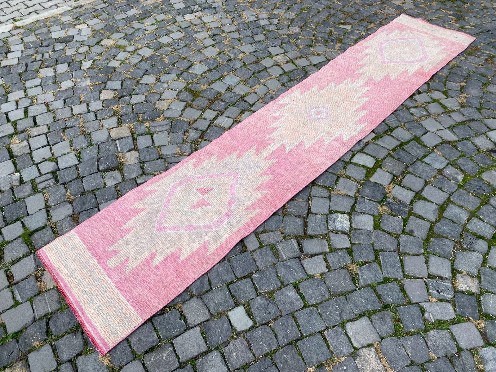 Carpet, Turkish rug, Vintage rug, Handmade rug, Runner, Wool | 2,0 x 10,5 ft gallery