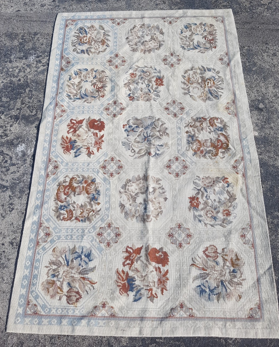 Vintage French Floral Needlepoint Handmade Multicolor Rug Wool Carpet 150x93 cm gallery