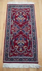 Unique Hand Knotted 2′ x 4’7″ Vase Floral & Animals Wool India Oriental Rug