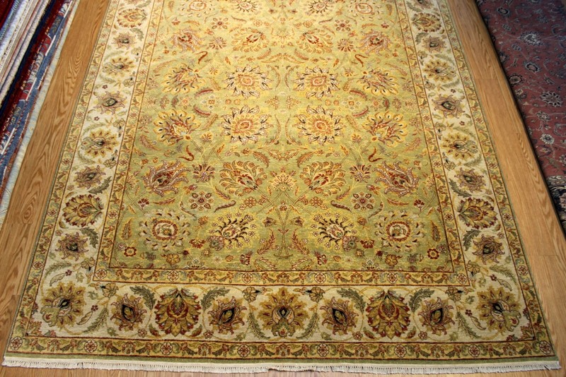 Top Quality 8X10 Handmade rug, Floral Design vegetable dye Light green color gallery