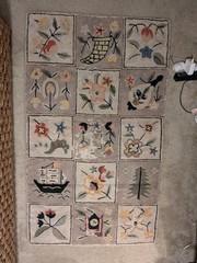1920’s American made hand hooked wool pictorial rug