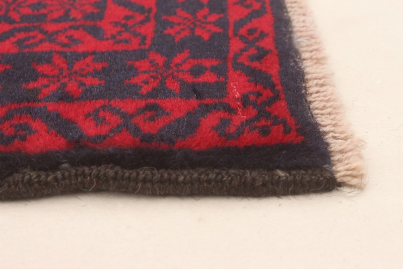 Traditional Vintage Hand-Knotted Oriental Carpet 3'7" x 6'0" Wool Area Rug gallery
