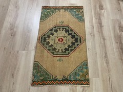 Vintage Turkish Handmade Wool Tribal Runner Rug Beige Anatolian Carpet 1.9×3.3ft