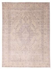 Vintage 9’4″ x 12’2″ Traditional Hand Knotted Vegetable Dye Wool Area Rug