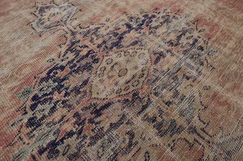 Oushak Turkish Vintage Rug 6x9 Kilim Rug Anatolian Handmade Boho Decor PEACH gallery