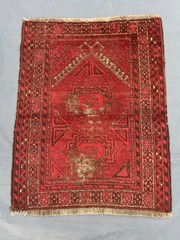 Antique Low Pile Prayer Rug – Distressed & Faded Geometric Design Boho Area Rug