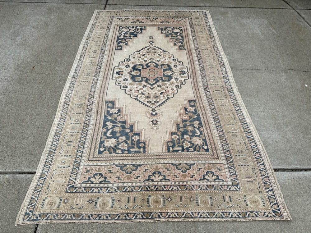 5 x 10 ft Beige Turkish Taspinar 1970s Vintage Hand Knotted Wool Turkish Rug