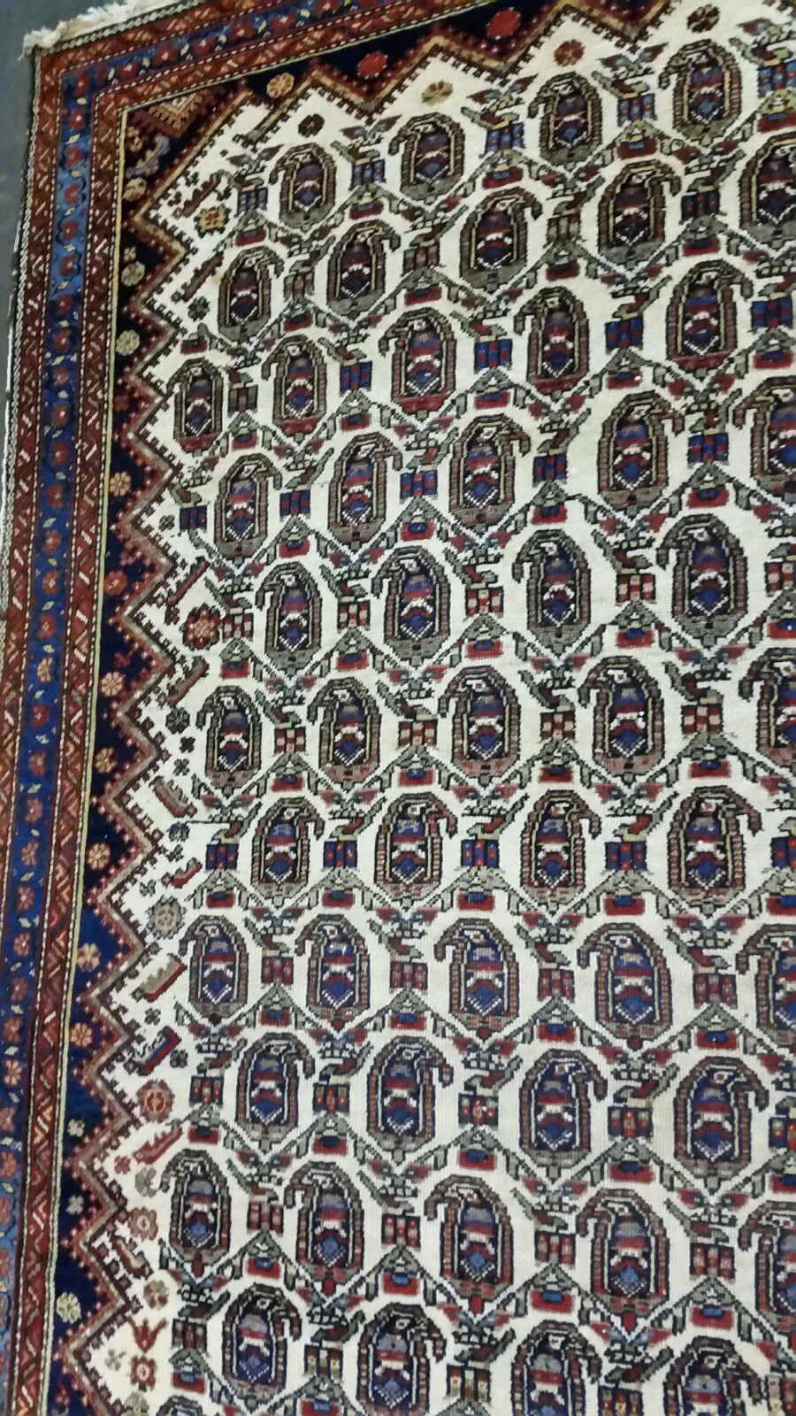 AN ATTRACTIVE MALAYER RUG gallery