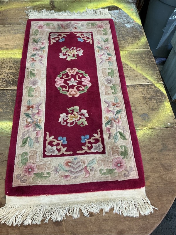 Vtg Hand-Tufted 100%Wool Runner Rug 48” x 24”Floral Accent ,Pink, Used gallery