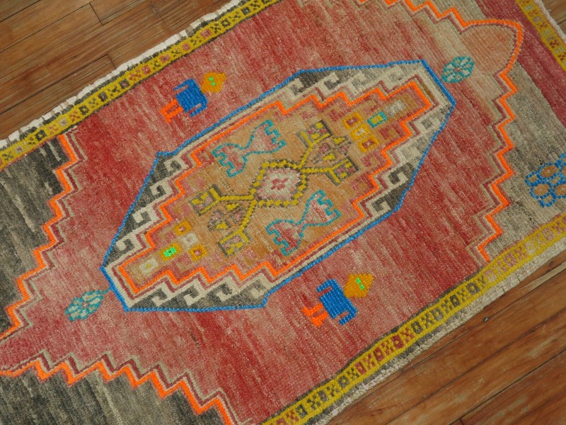 Vintage Turkish Oushak Rug Size 2'7''x4'6'' gallery
