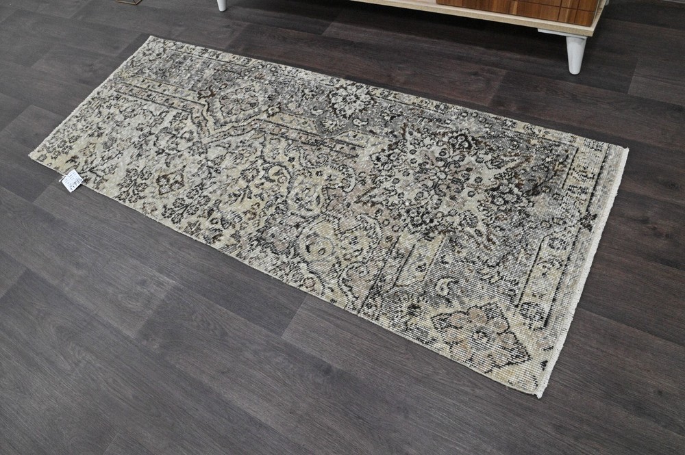 Vintage Turkish Runner Rug 2x6ft BEIGE Handmade Anatolian Oushak Hallway Wool