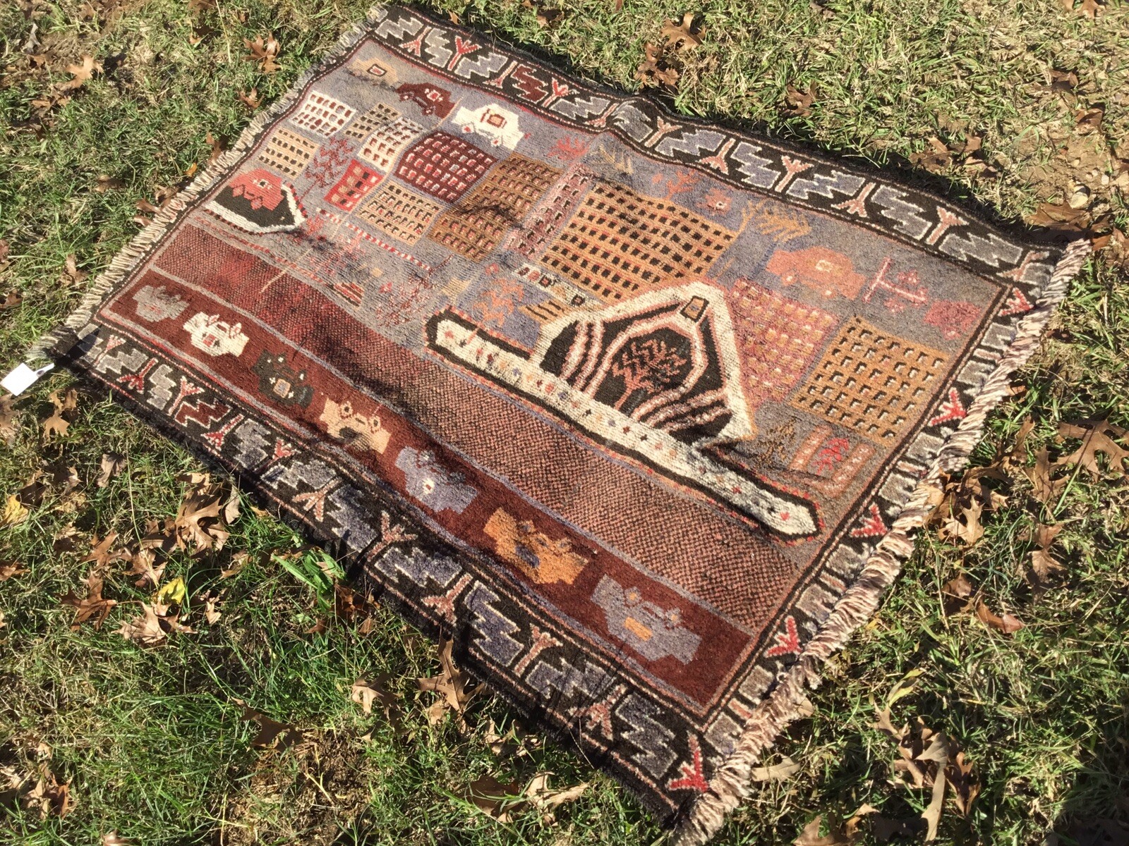 FERDOUS Persian Rug 3x4.7 Mood Carpet W/City Scene Handmade gallery