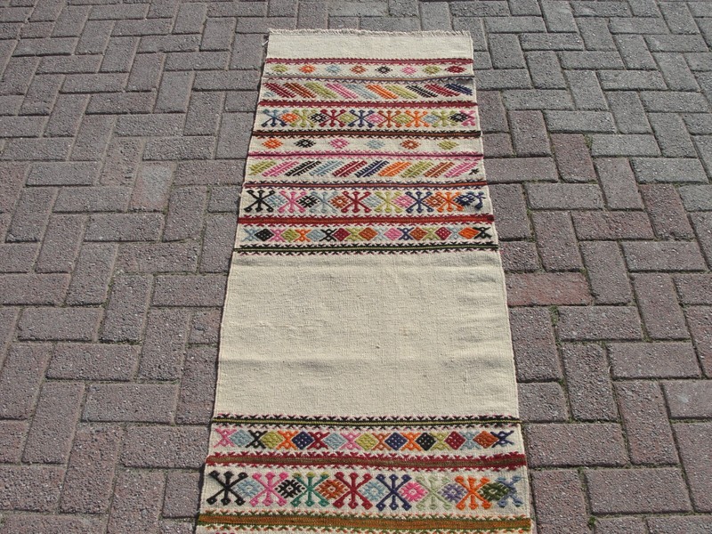 2x8 Turkish Kilim Rug Runner– Handmade Embroided Rugs for Living Room gallery