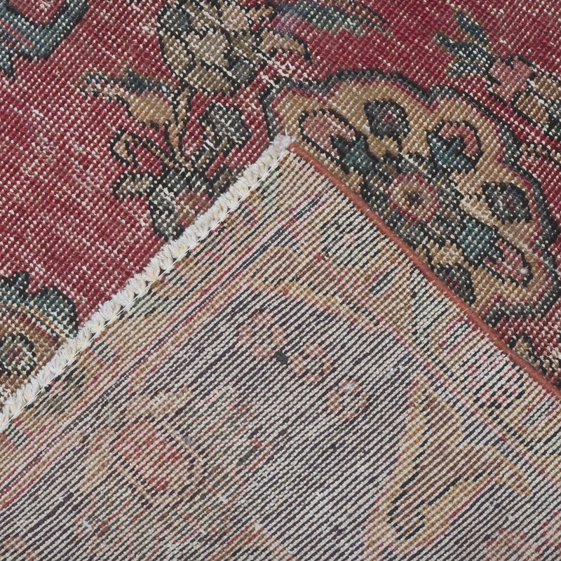 6'7" x 9'3" Solenne East Vintage Hand-Knotted Wool Area Rug gallery