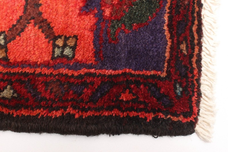 Vintage 4'3" x 6'10" Traditional Hand Knotted Vegetable Dye Wool Area Rug gallery
