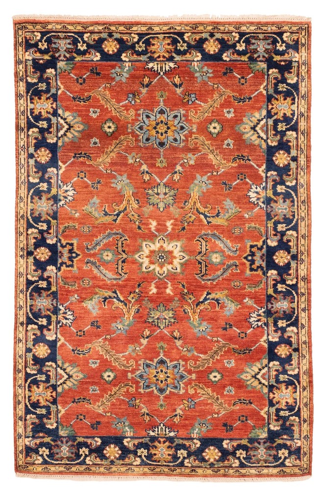 Vintage Hand-Knotted Area Rug 4'0" x 6'3" Traditional Wool Carpet