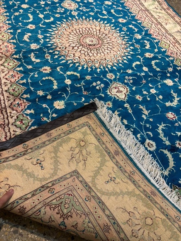 5 X8 COLLECTORS' ITEM Vintage Stunning Natural 100% Silk Floral Oriental Carpet gallery