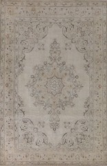 Distressed Traditional Handmade Wool Rug 7×10 Vintage Floral Muted Carpet