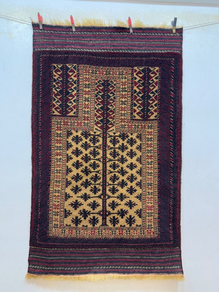 Vintage Fabulous Hand Knotted Afghan Prayer Wool Rug Carpet 133x82 Cm