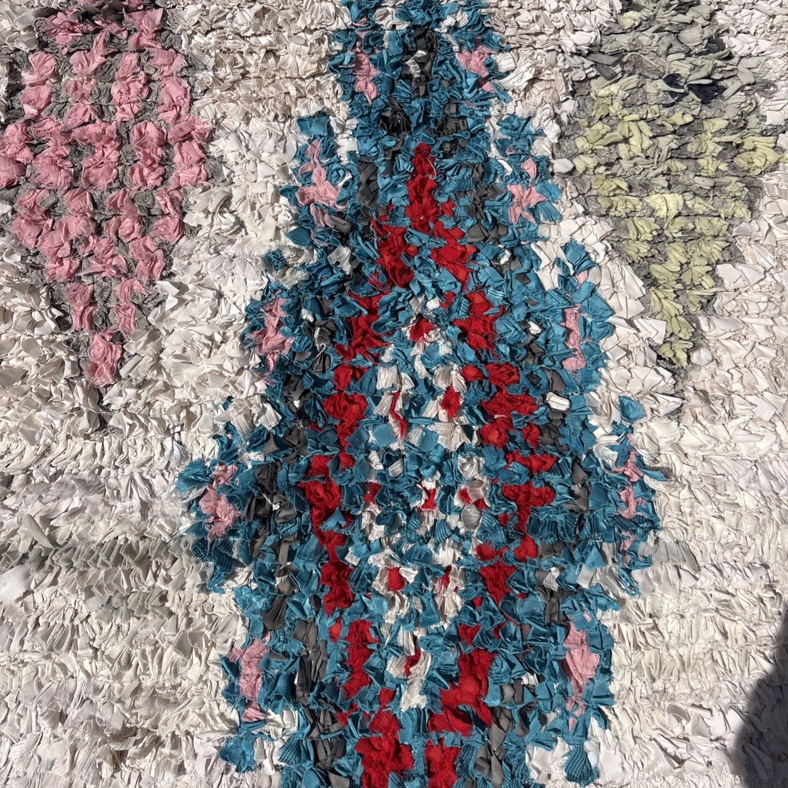 Vintage Hand Made Moroccan Boucherouite Cotton Rag Rug 166 x 94cm gallery