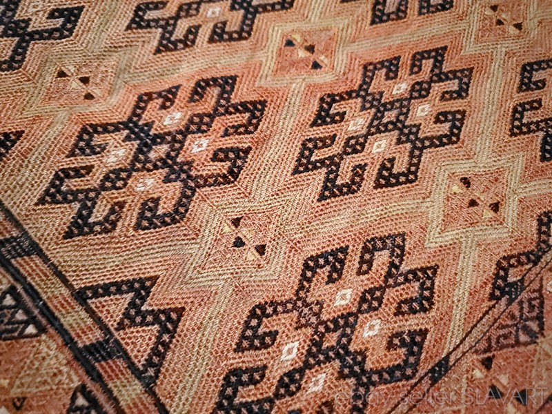 Antique Yomud torba flatweave soumak Turkmen Uzbek tent bag face Tekke silk wool gallery