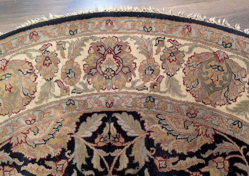 Round Indo Per'sian Mahal Rug 8x8, Black & Cream, Wool, Hand Knotted gallery