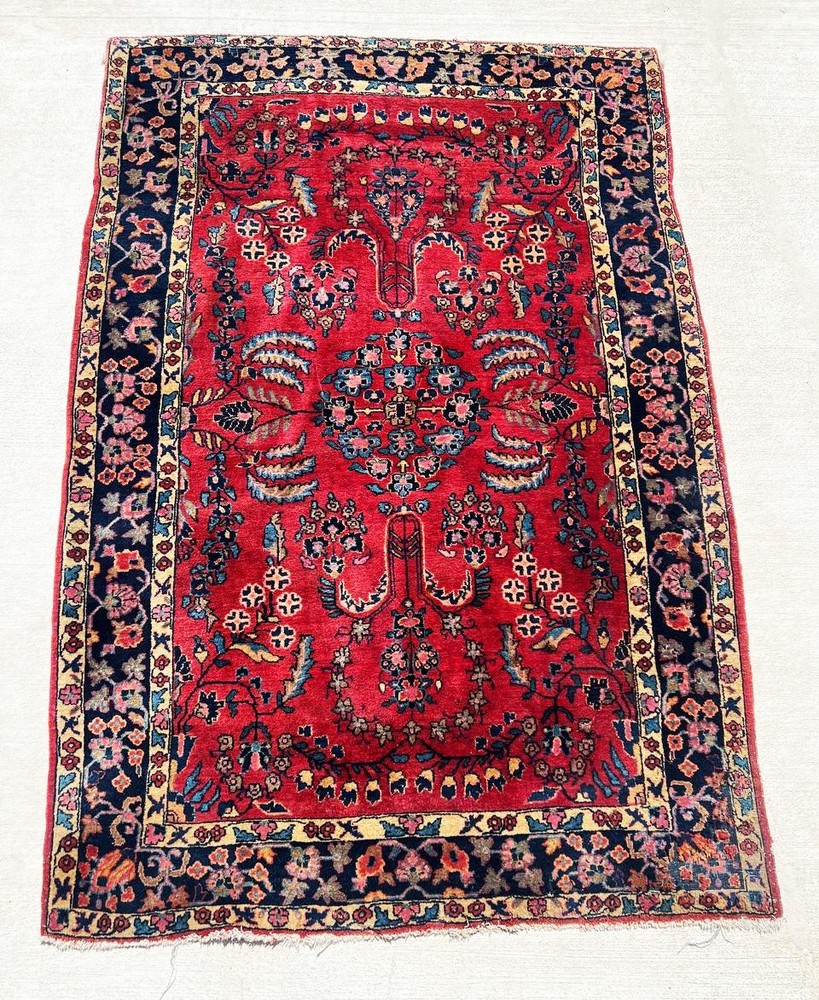 EXTRAORDINARY, BOLD, COLORFUL, SOFT, ANTIQUE 1920 SAROUGH RUG.