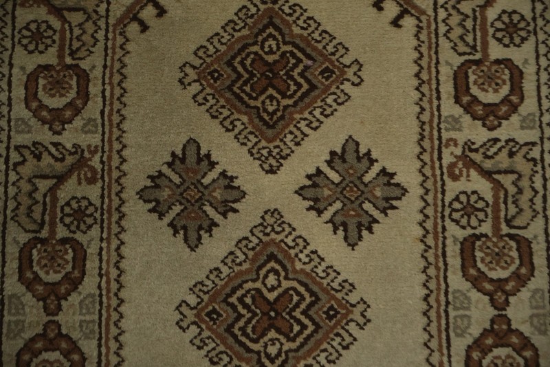 Elegant Vintage-Inspired Ivory Moroccan Rug 2x5 Wool Hand-knotted Tribal Carpet gallery