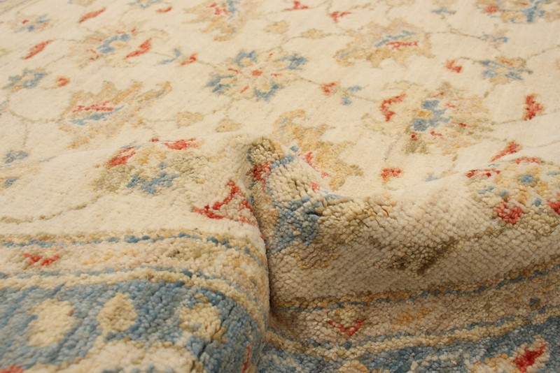 Vintage Hand-Knotted Area Rug 4'1" x 4'1" Traditional Wool Carpet gallery