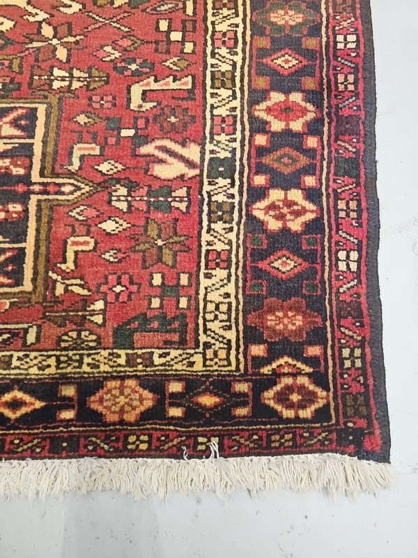 Antique Heriz Karajeh hand-woven wool carpet Oriental carpet 3'6" X 5'3" gallery