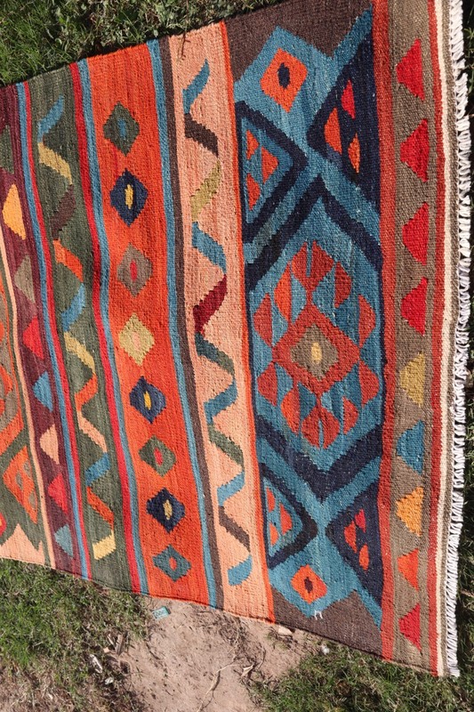 340 X 80 CM Stunning Turkish Flat Fine Weave Natural Vegetable Dye Kilim Runner gallery