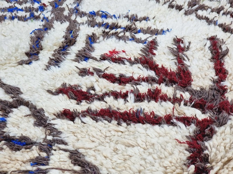 Moroccan Handmade Vintage Rug 3'x7' Berber Abstract Taupe Wool and Cotton Rug gallery