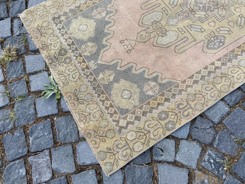 Area rug, Turkish rug, Vintage rug, Handmade rug, Wool rug Carpet | 3,1 x 5,9 ft gallery
